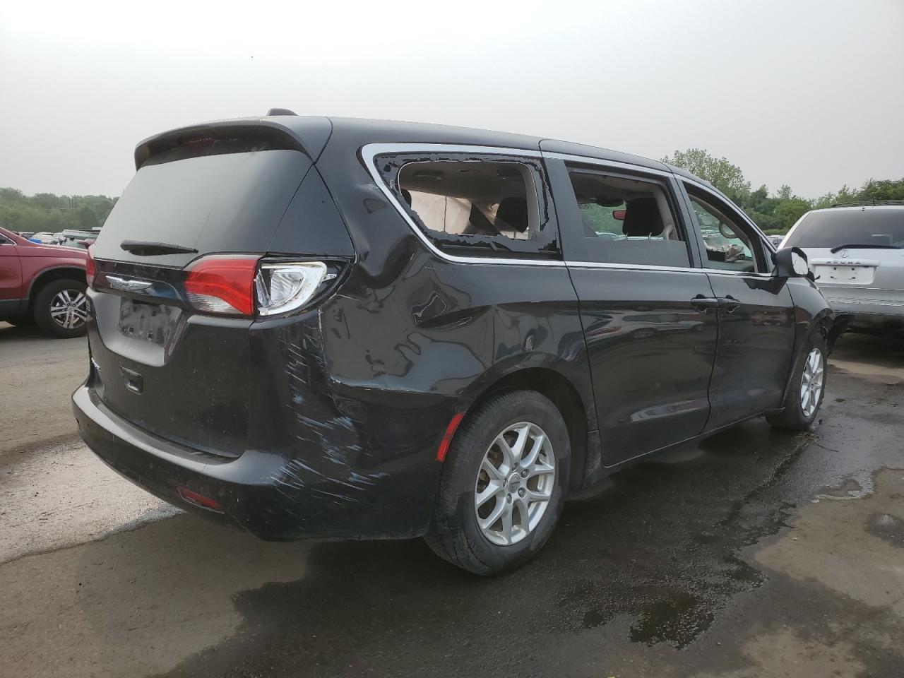 2021 Chrysler Voyager, LX