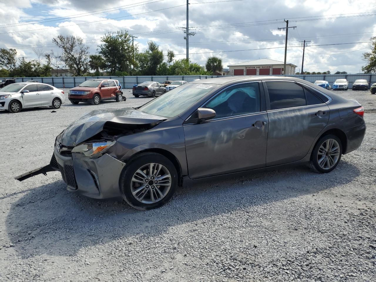 2015 Toyota Camry, LE