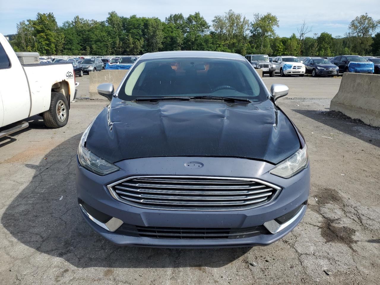 2017 Ford Fusion, SE