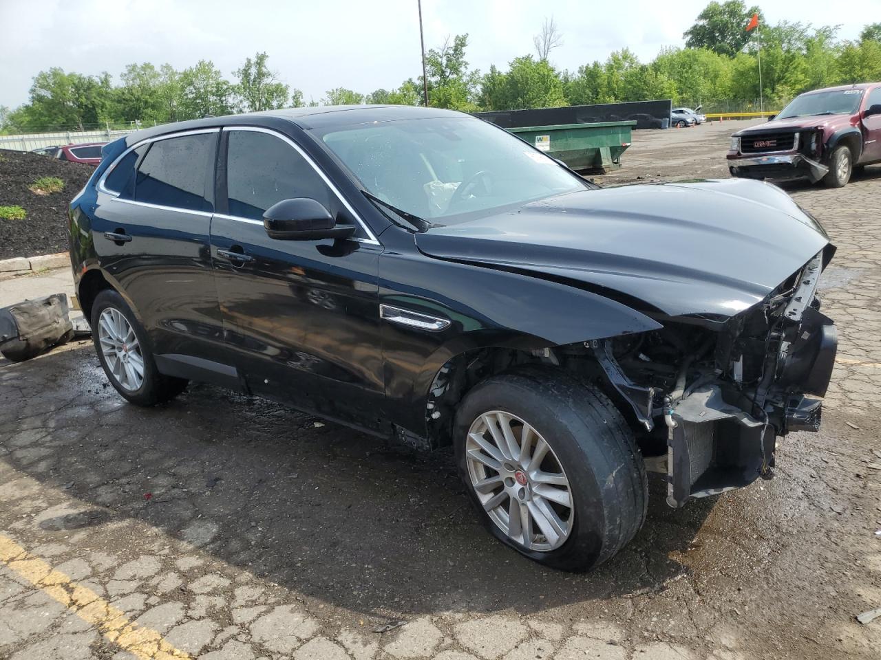 2020 Jaguar F-Pace, Prestige