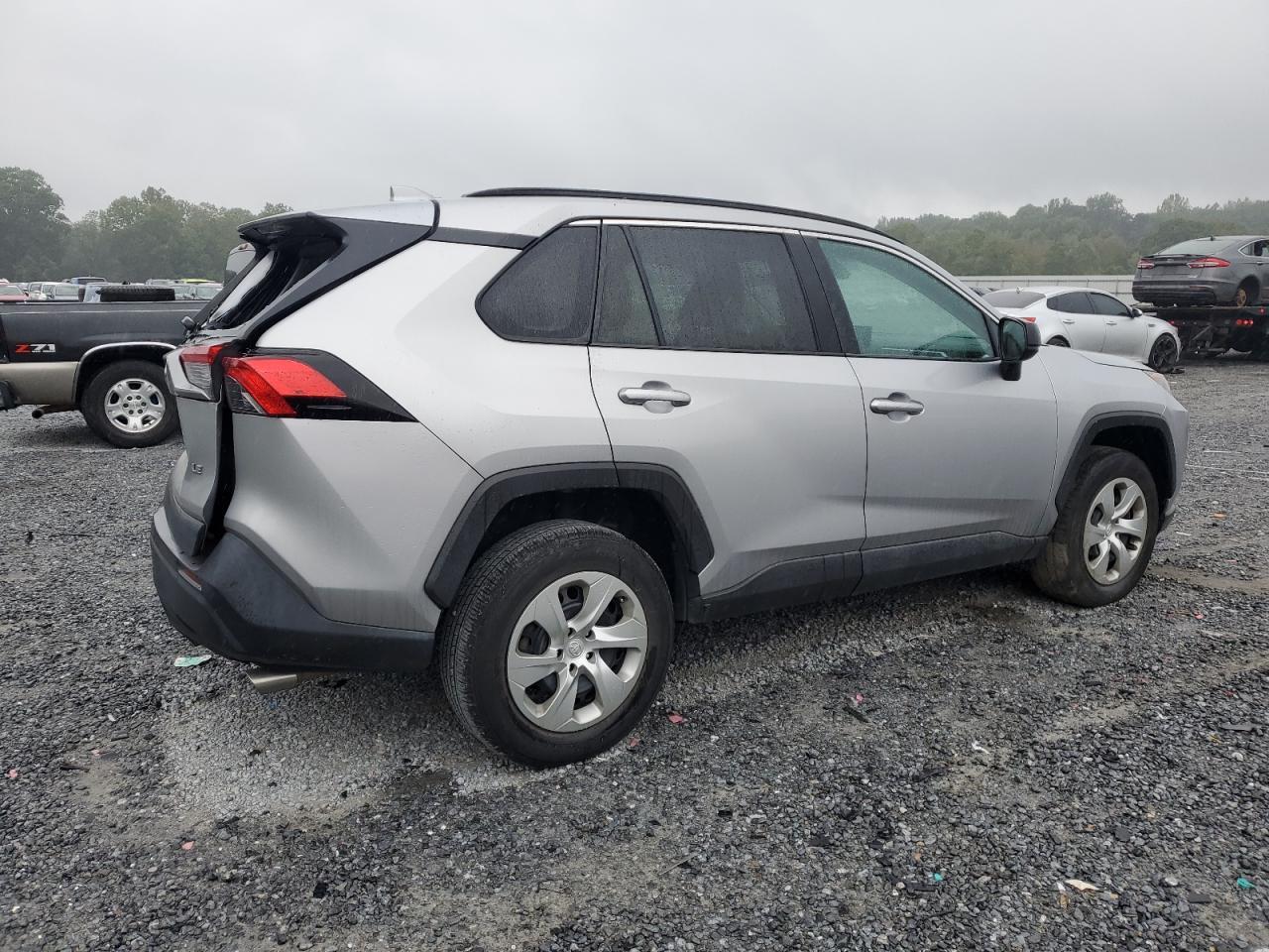 2021 Toyota RAV4, LE