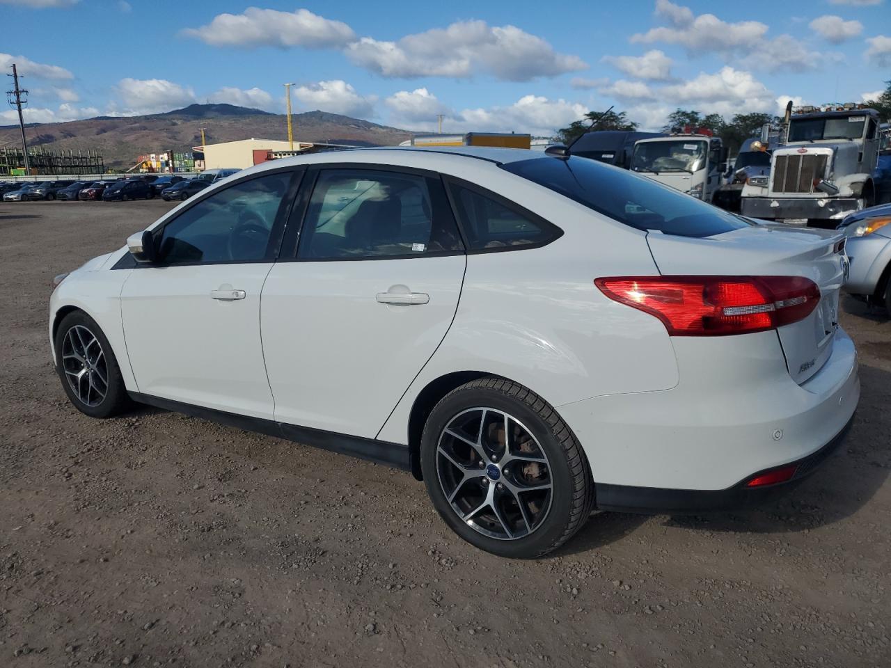 2017 Ford Focus, Sel