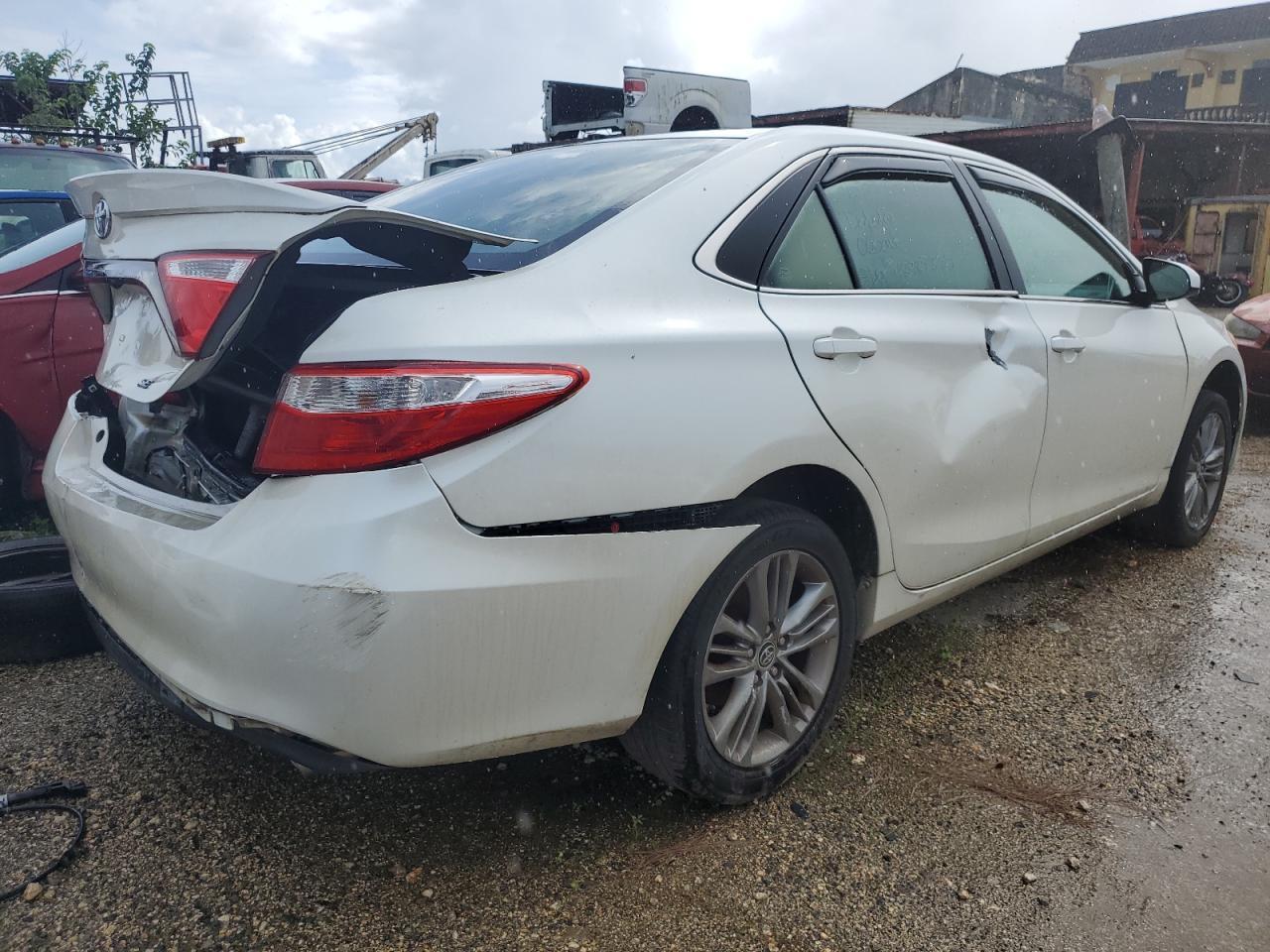 2015 Toyota Camry, LE