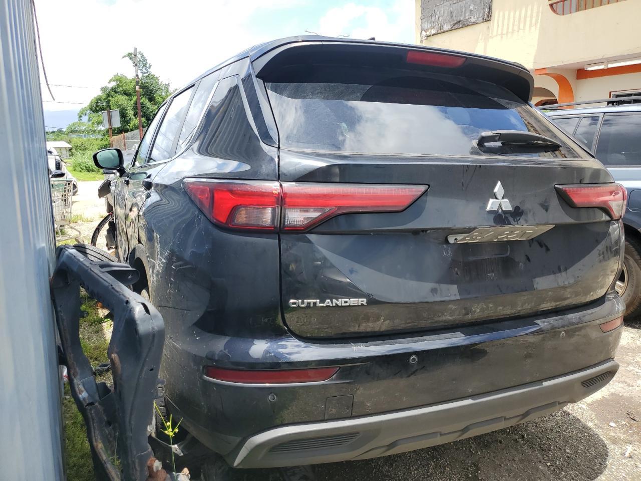 2022 Mitsubishi Outlander, ES