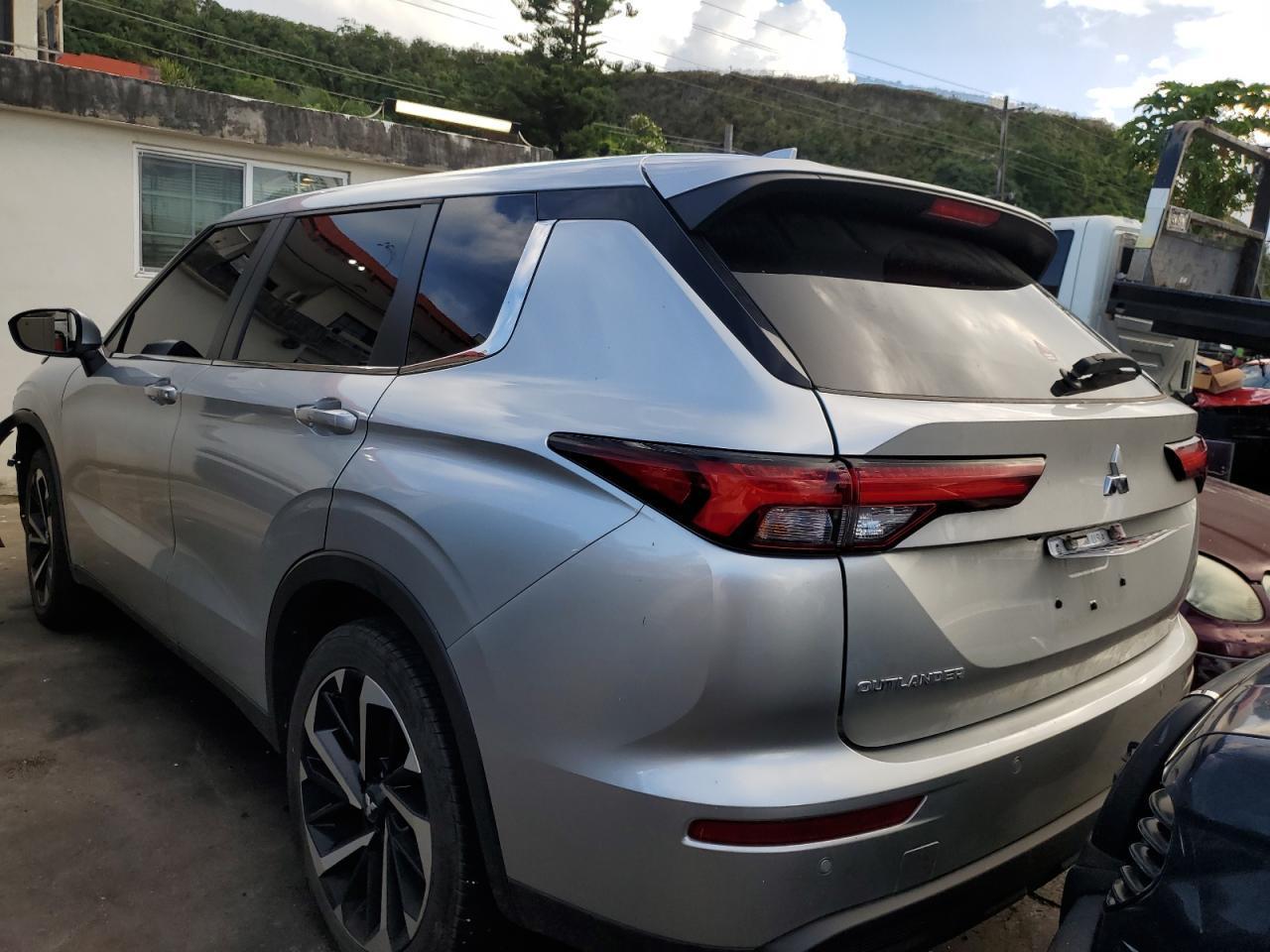 2024 Mitsubishi Outlander, ES