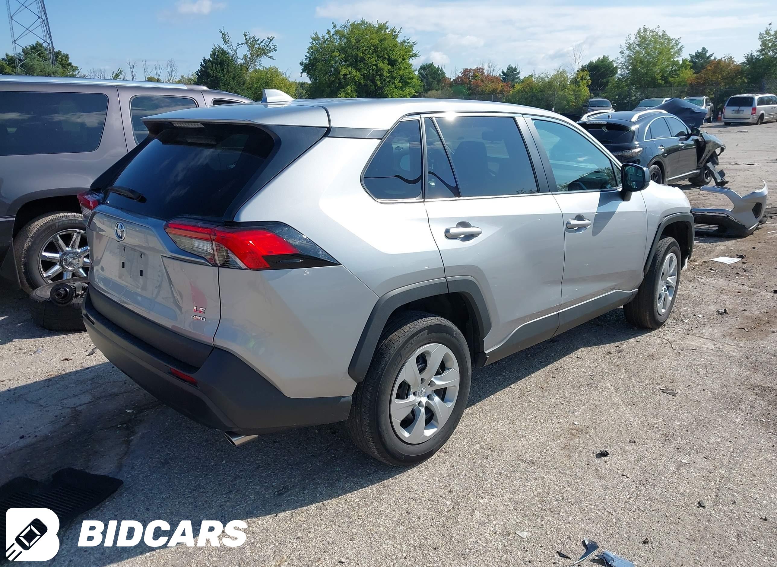 2022 Toyota RAV4, LE