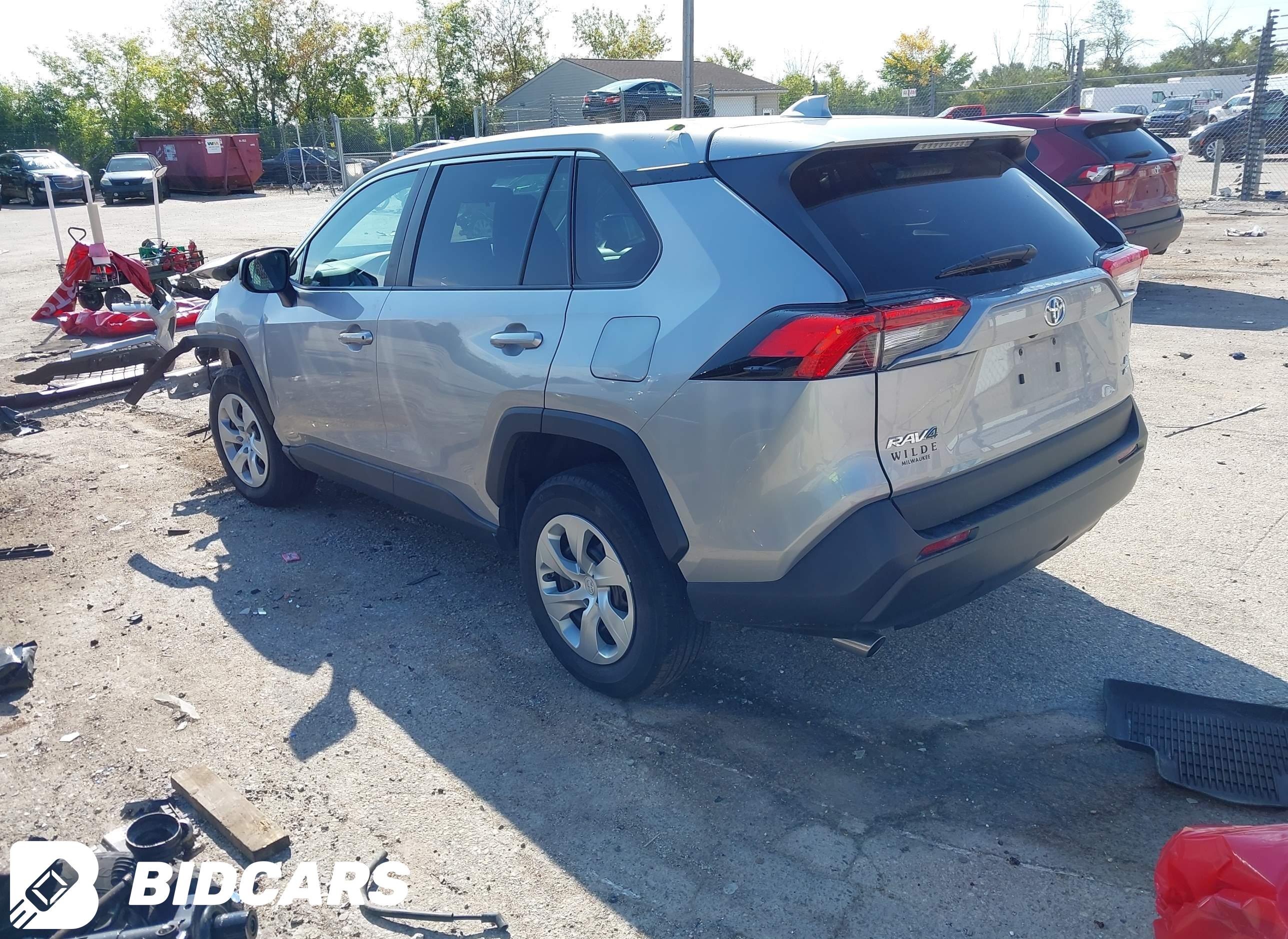 2022 Toyota RAV4, LE