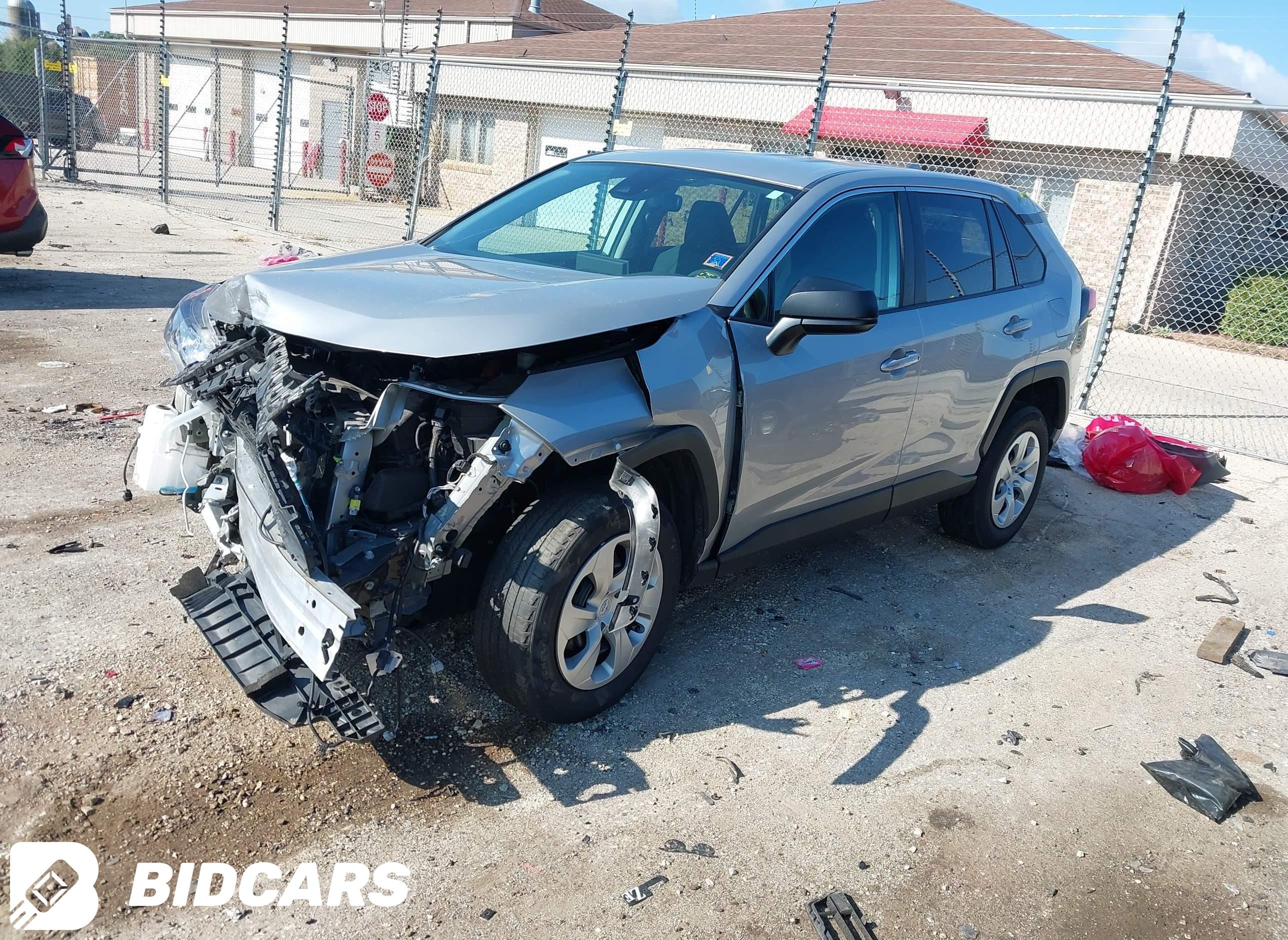 2022 Toyota RAV4, LE