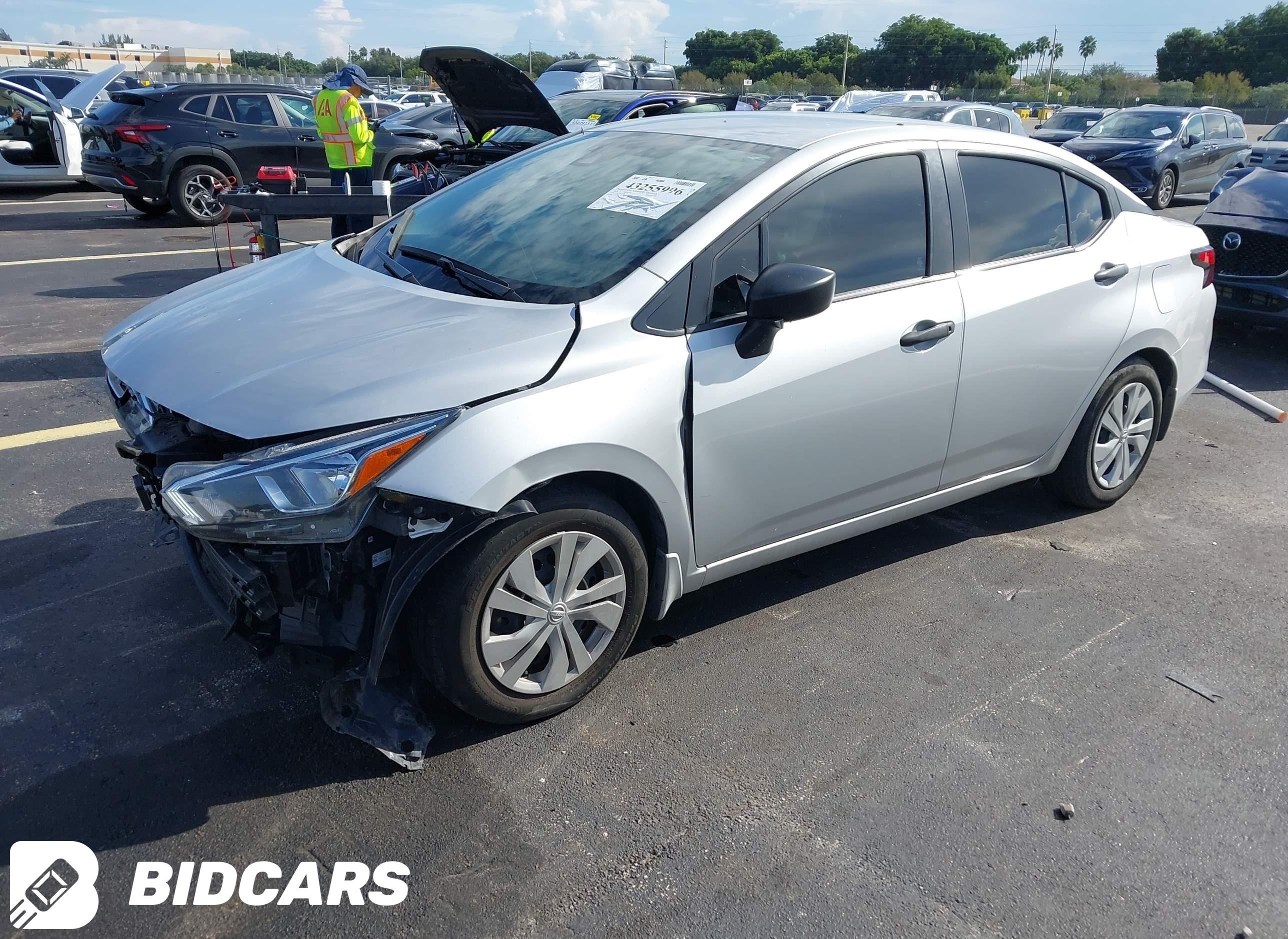 2024 Nissan Versa, 1.6 S