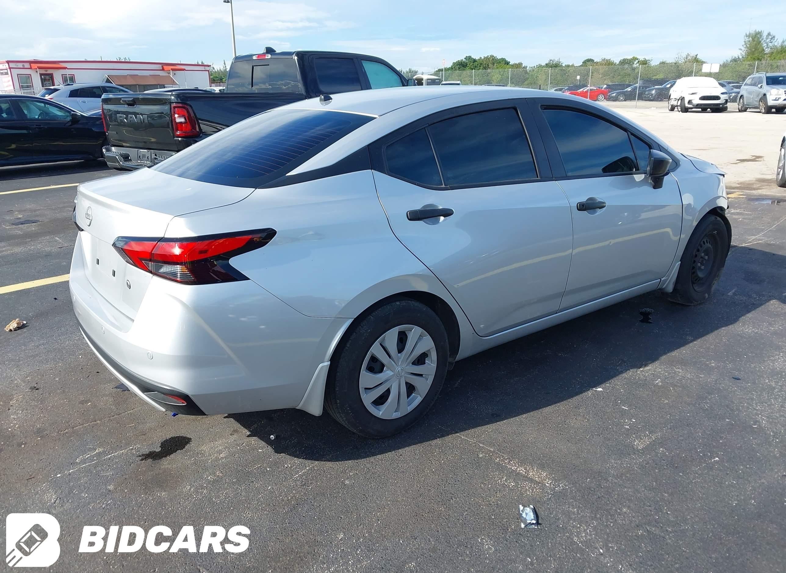 2024 Nissan Versa, 1.6 S