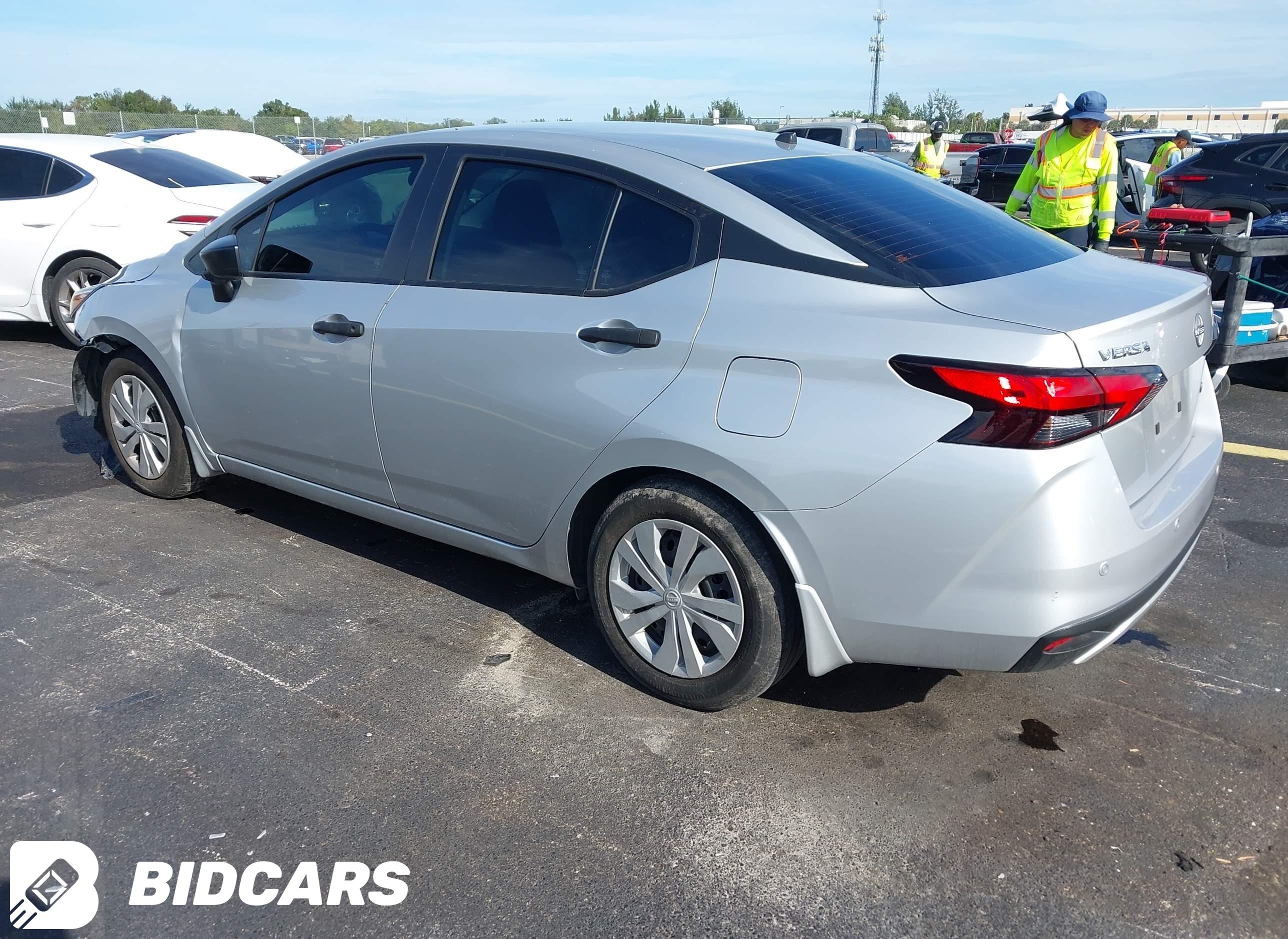 2024 Nissan Versa, 1.6 S