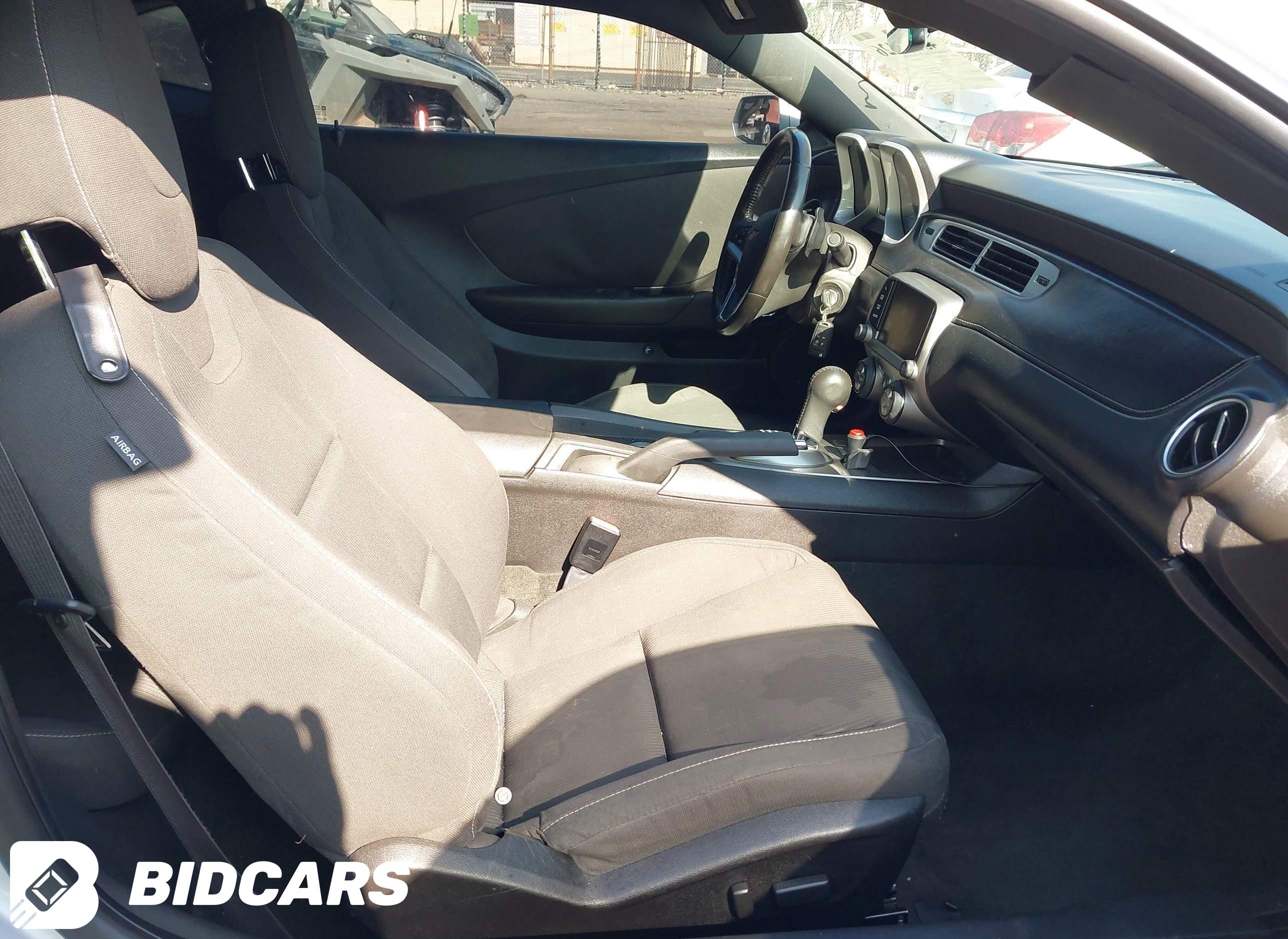 2015 Chevrolet Camaro, 1LT