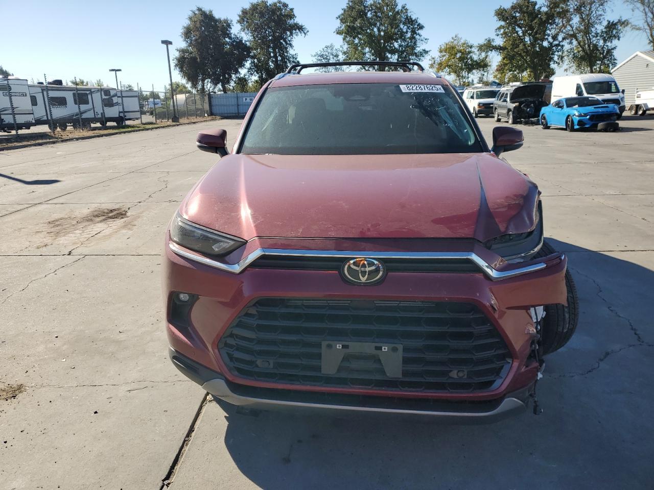 2024 Toyota Grand, Xle