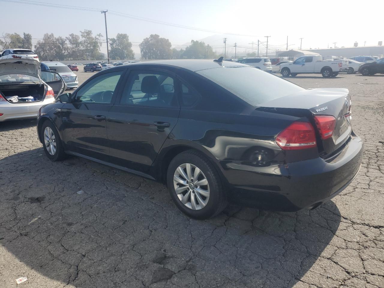 2015 Volkswagen Passat, S