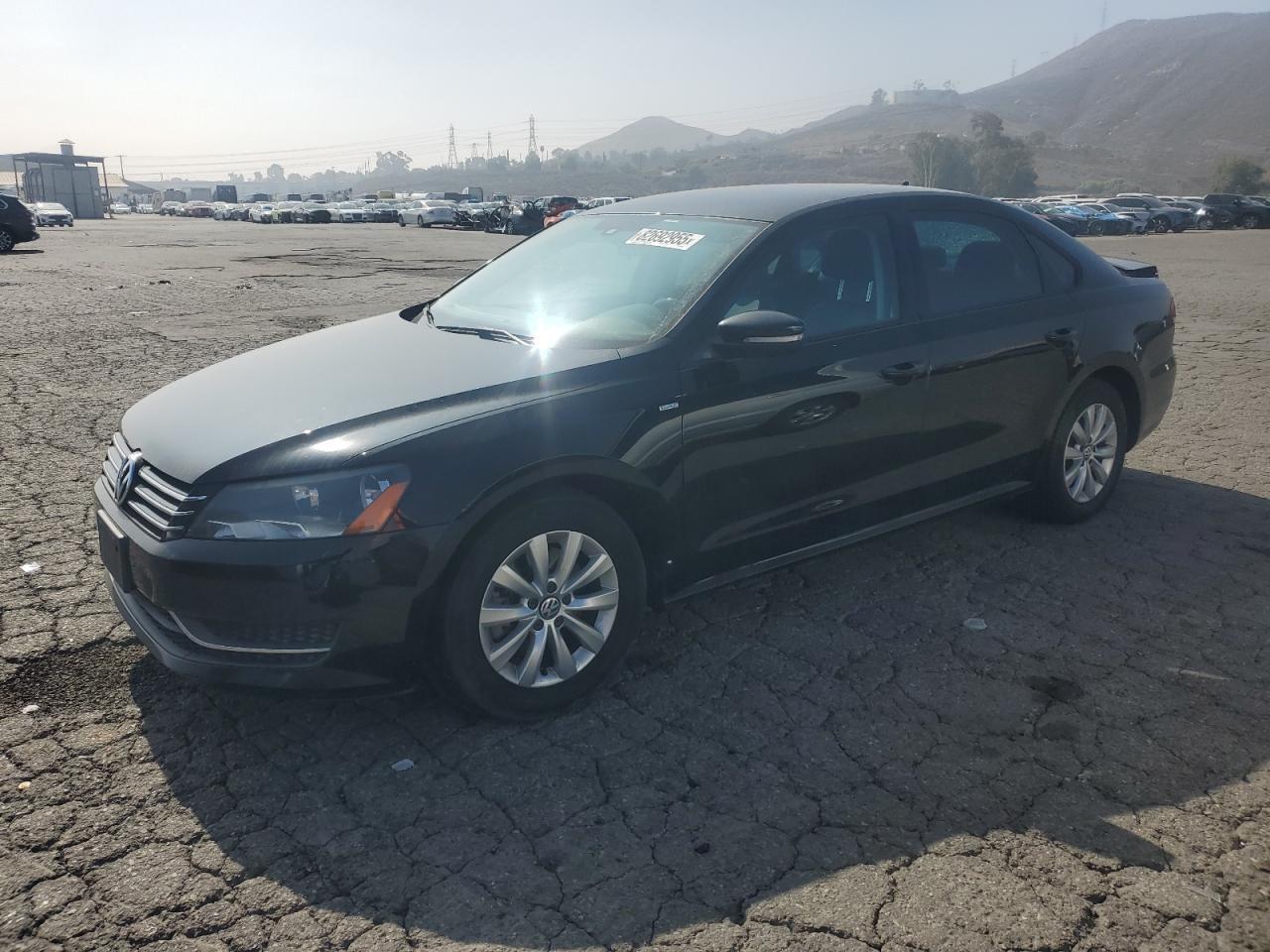 2015 Volkswagen Passat, S