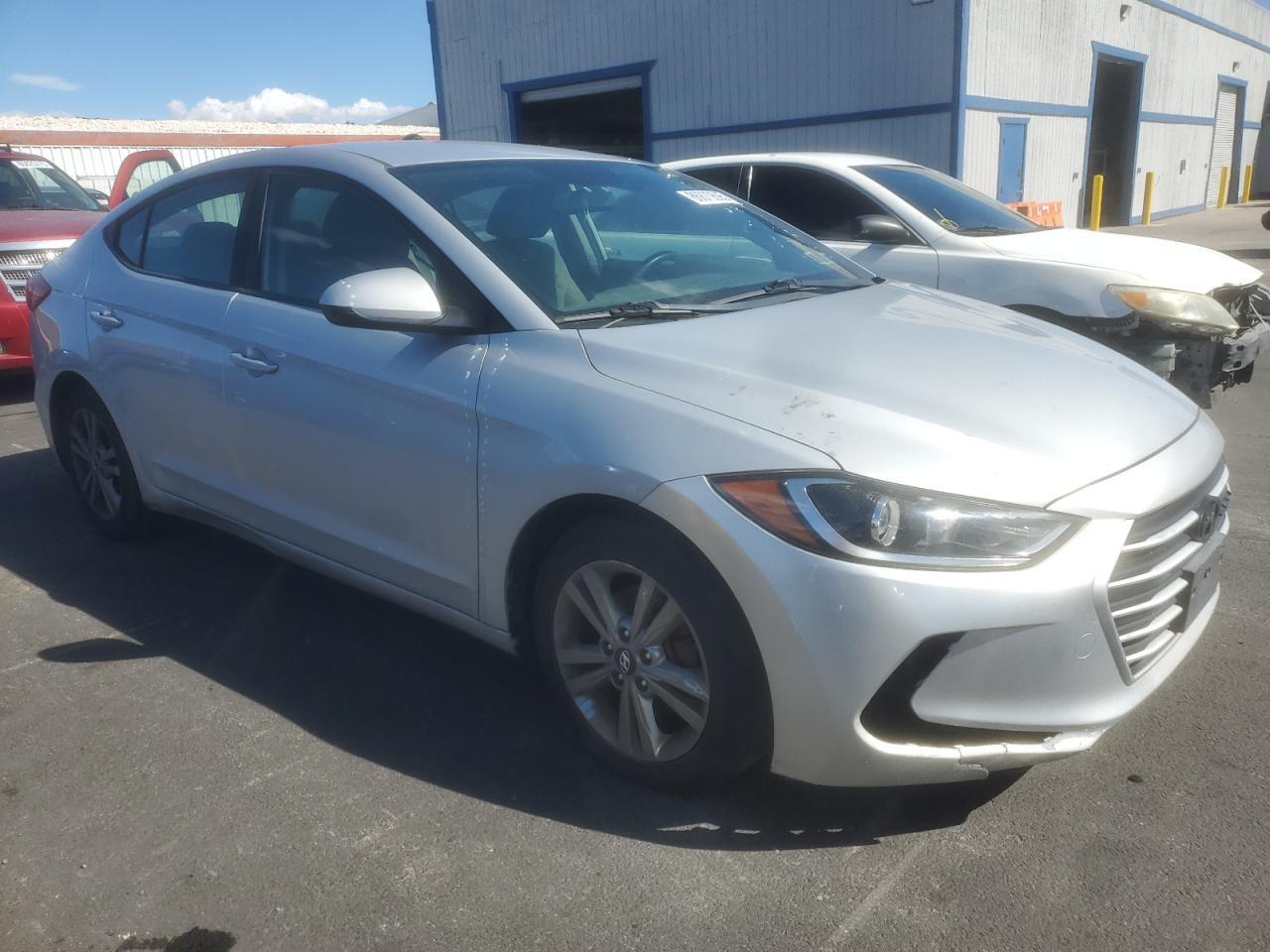 2017 Hyundai Elantra, SE