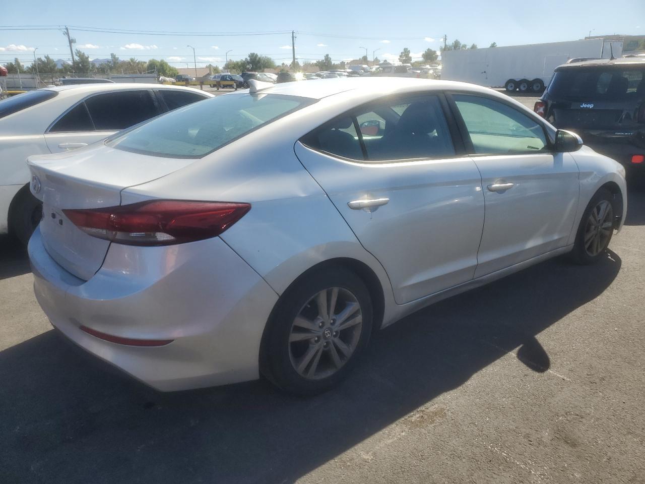 2017 Hyundai Elantra, SE