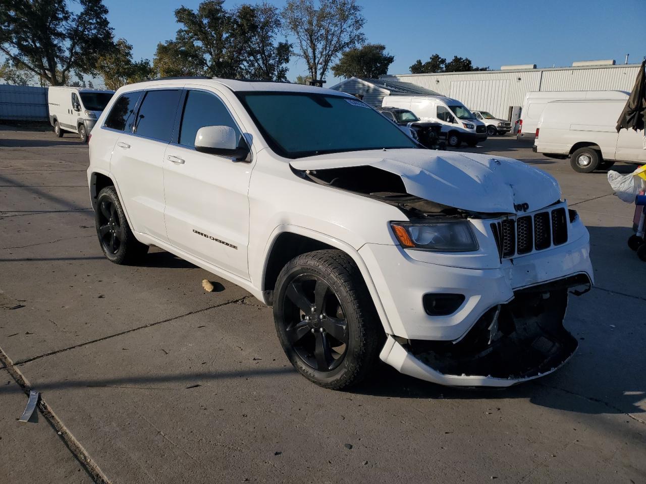2015 Jeep Grand Cherokee, Laredo