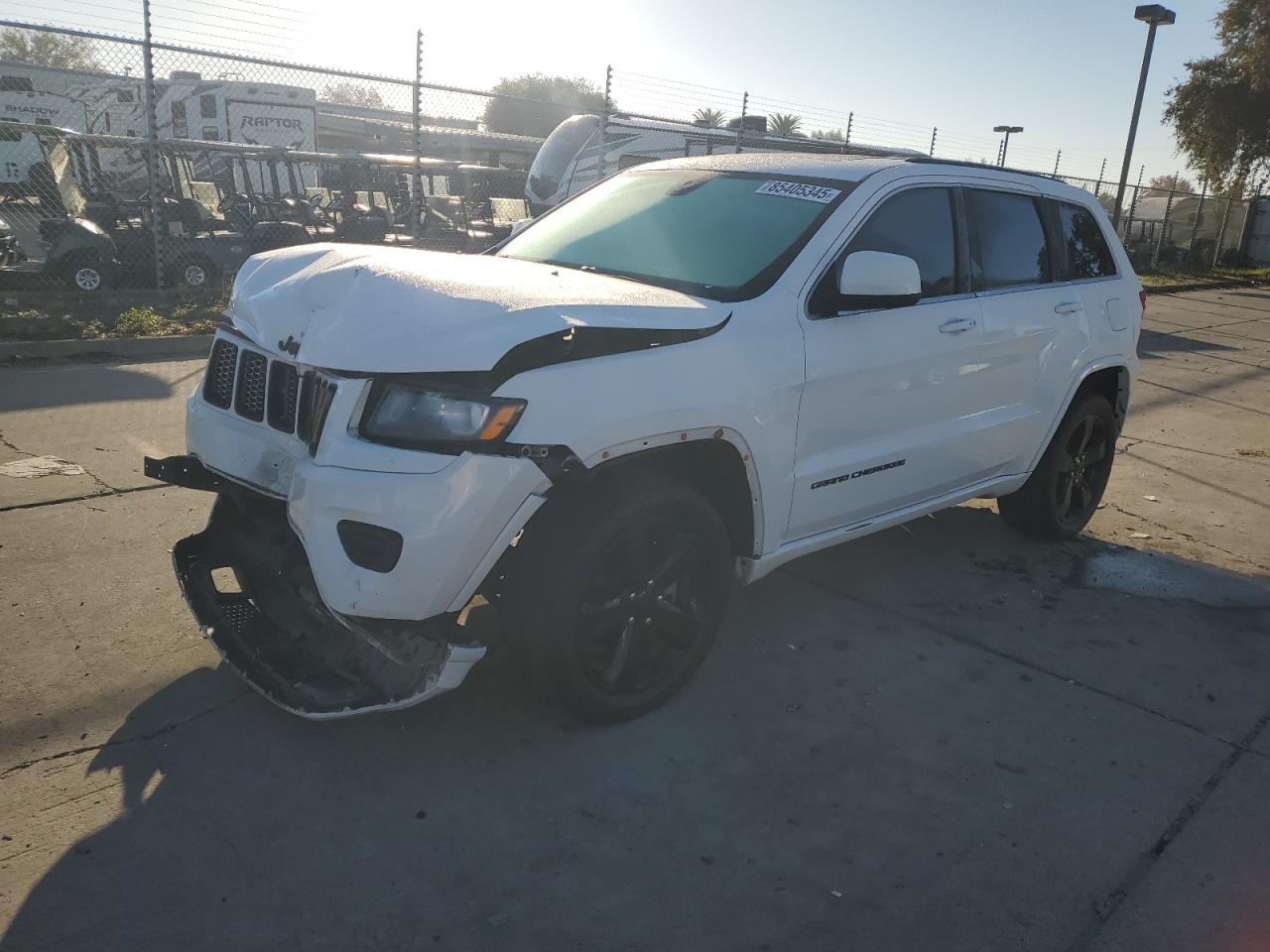 2015 Jeep Grand Cherokee, Laredo