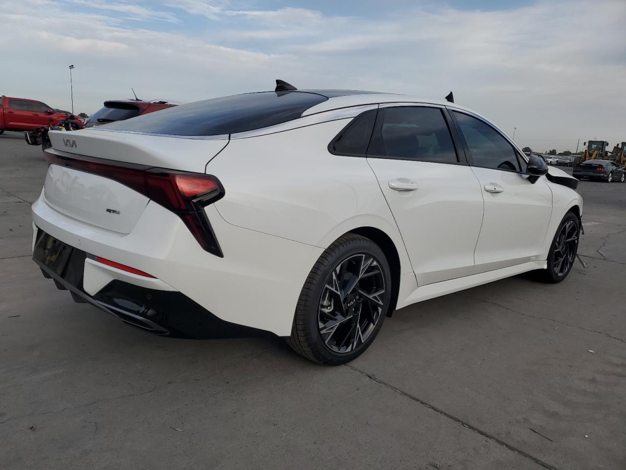 2025 KIA K5, Gt Line