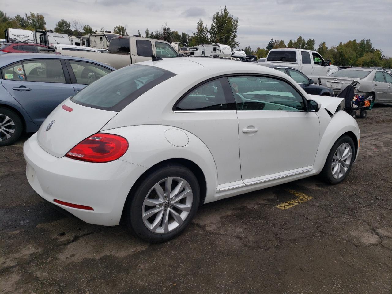 2015 Volkswagen Beetle, Tdi