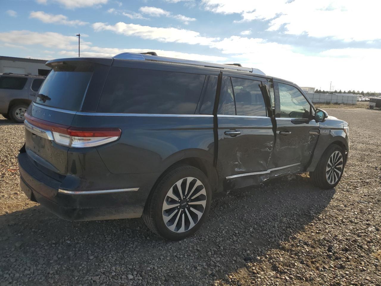 2024 Lincoln Navigator, L Res...