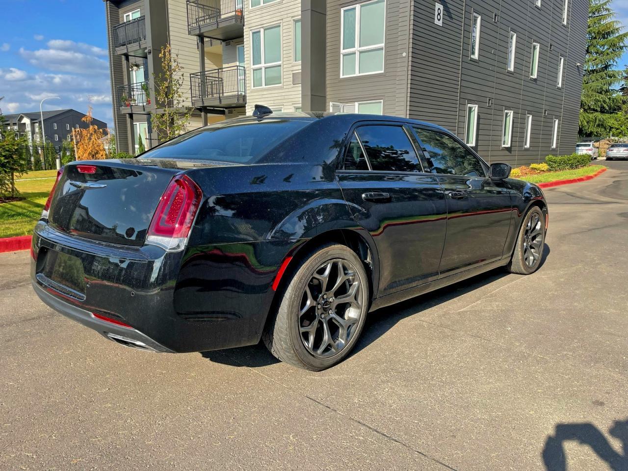 2018 Chrysler 300, S