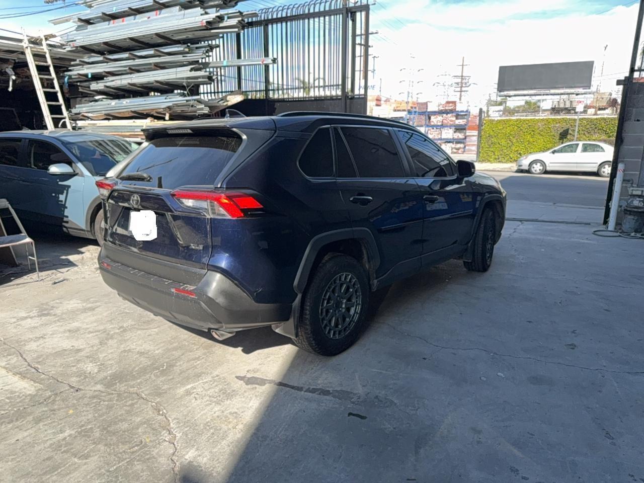 2020 Toyota RAV4, Xle