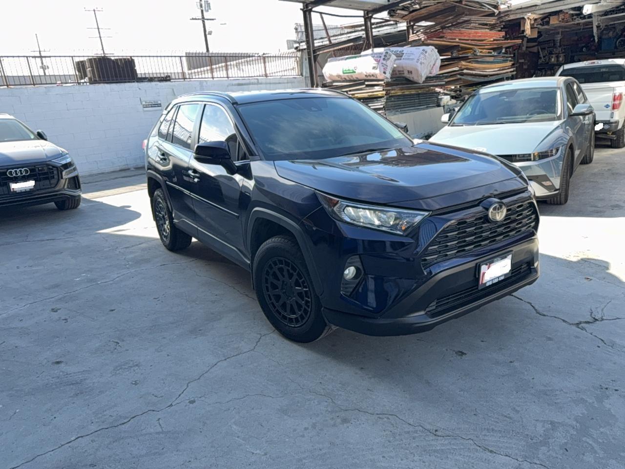 2020 Toyota RAV4, Xle