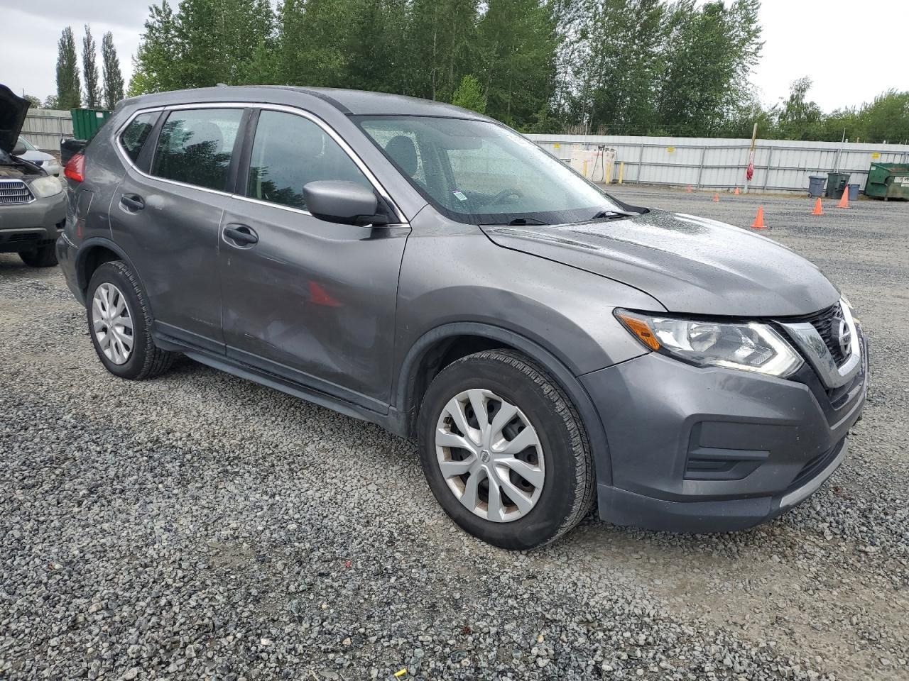 2017 Nissan Rogue, S