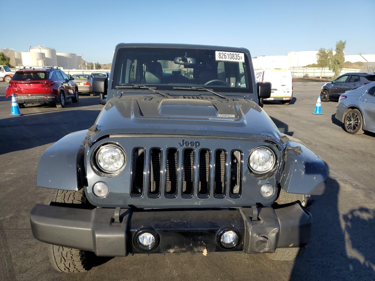 2018 Jeep Wrangler, Sahara