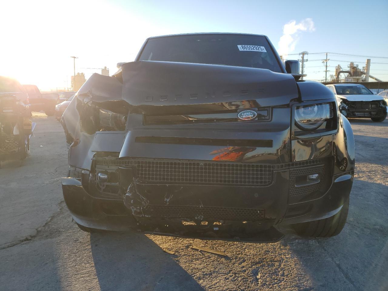 2024 Land Rover Defender, 110...