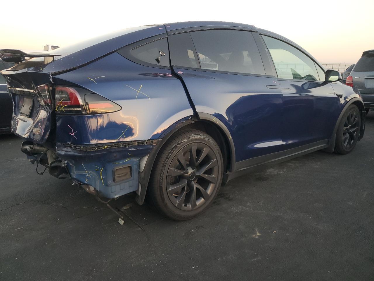 2022 Tesla MODEL X