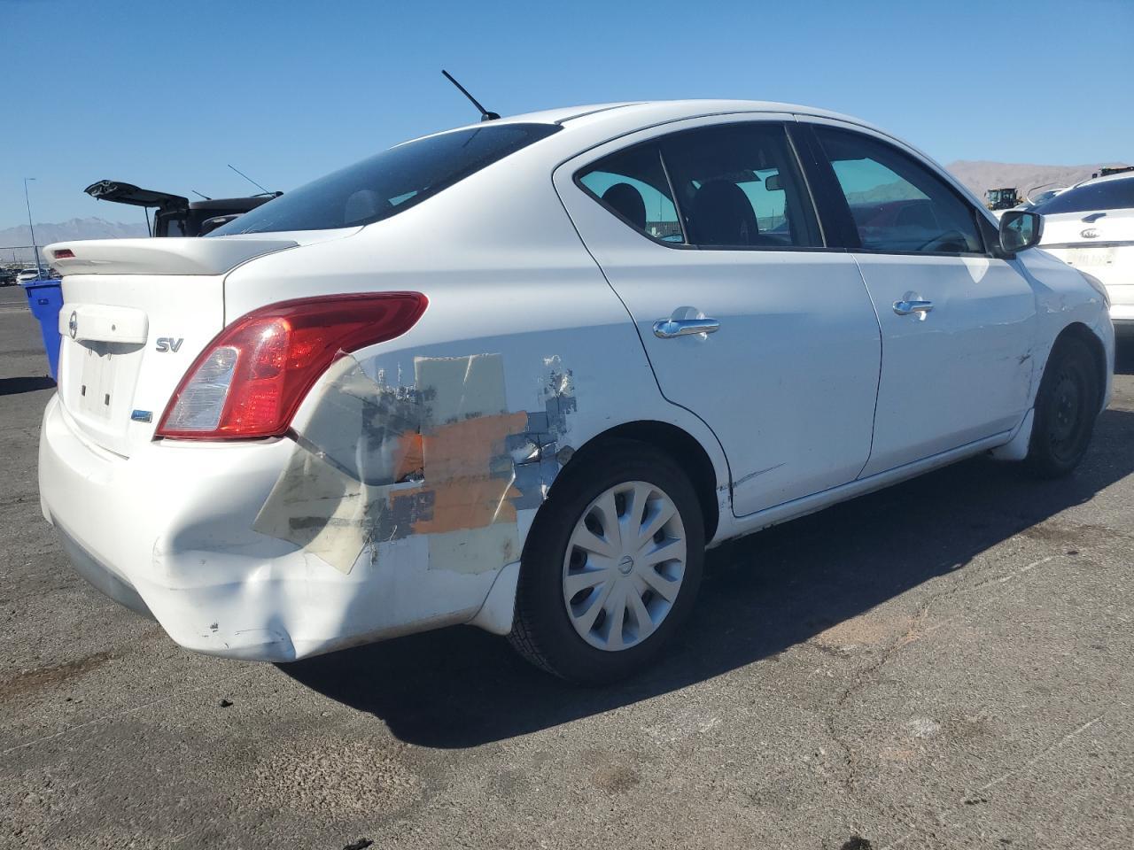2015 Nissan Versa, S