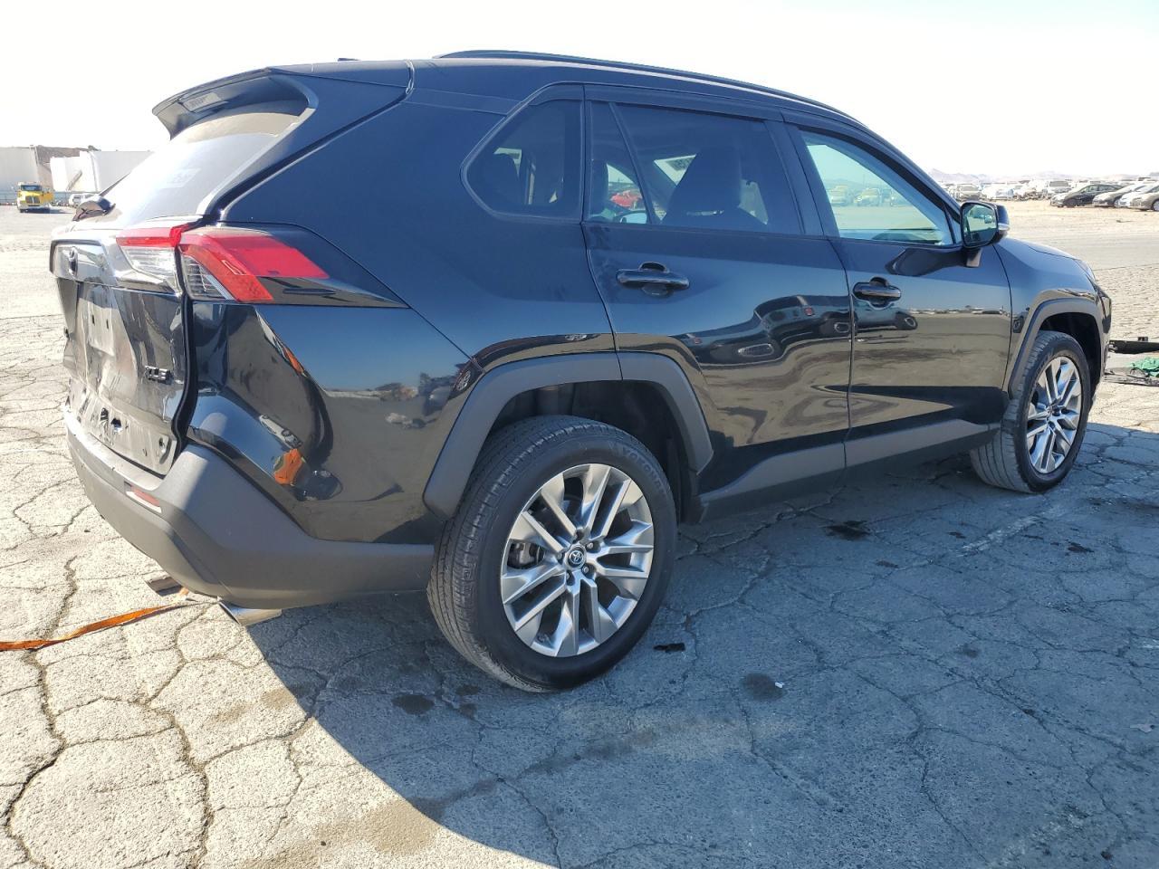2019 Toyota RAV4, Xle Premium