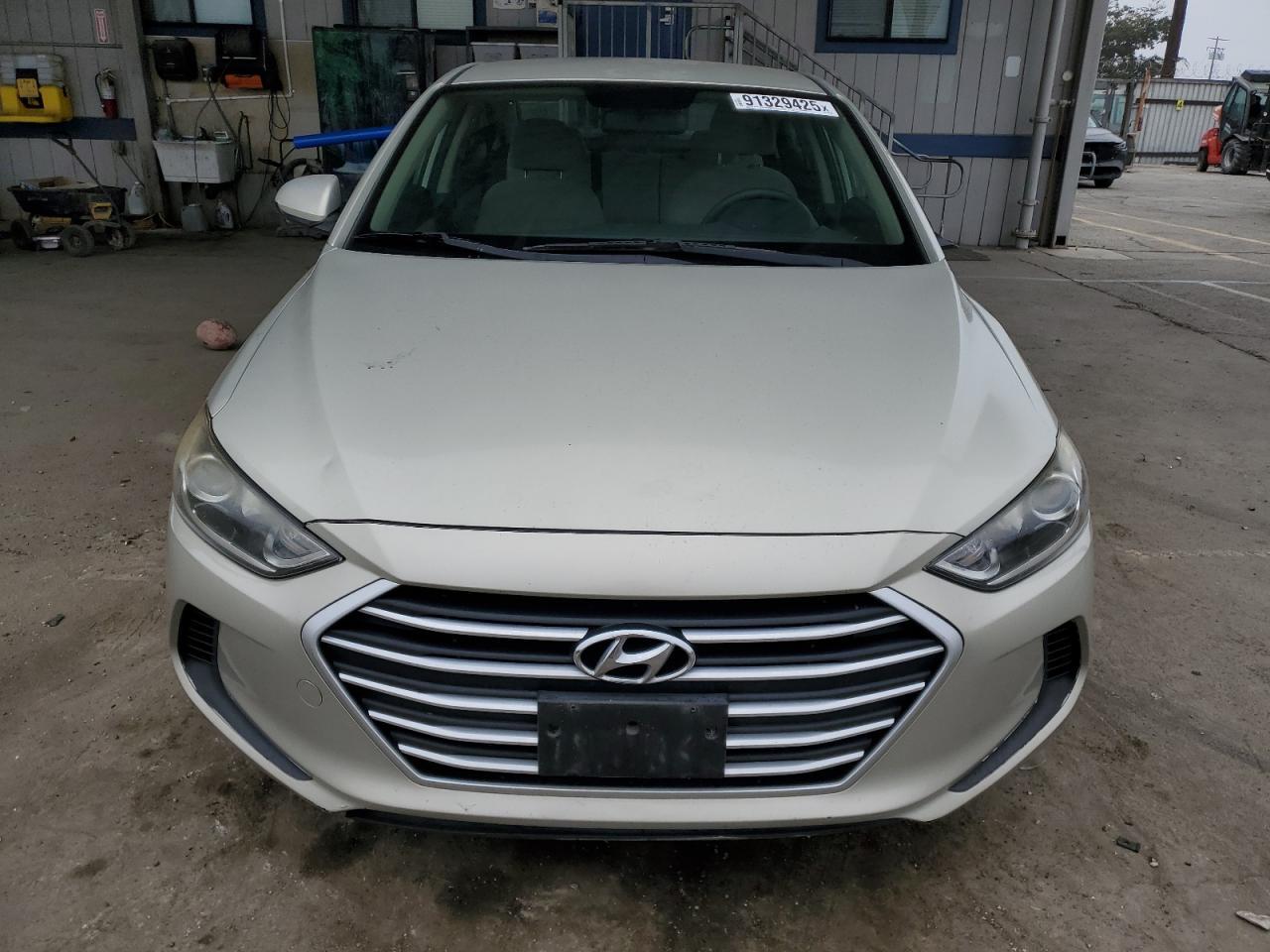 2017 Hyundai Elantra, SE