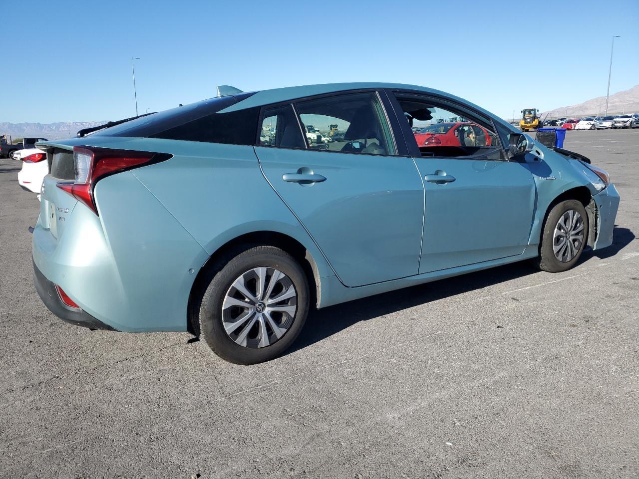 2022 Toyota Prius, LE