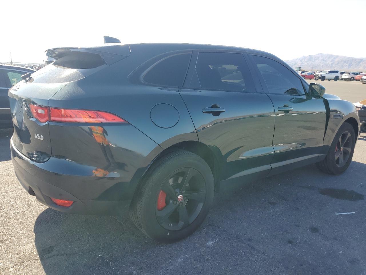 2017 Jaguar F-Pace, Premium