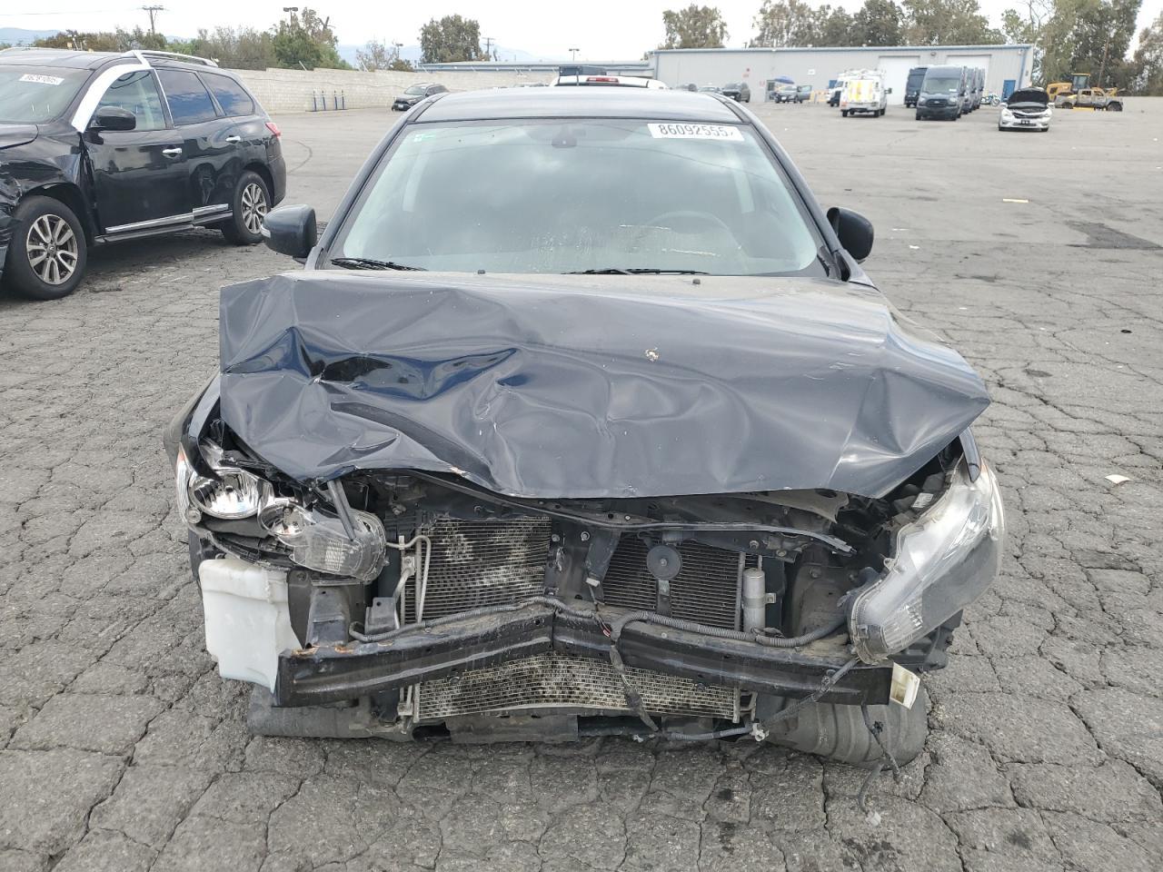 2017 Mitsubishi Lancer, ES