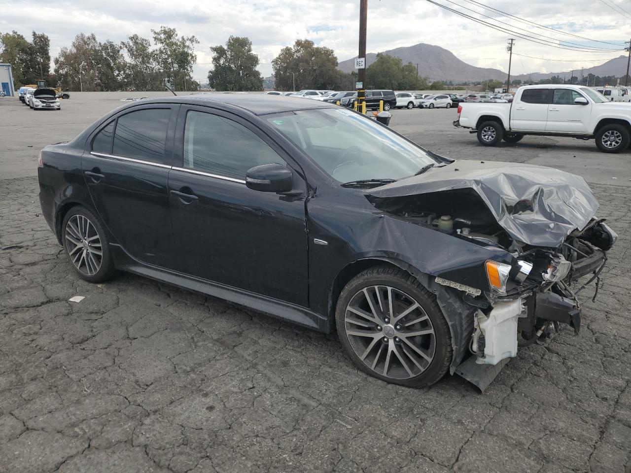 2017 Mitsubishi Lancer, ES