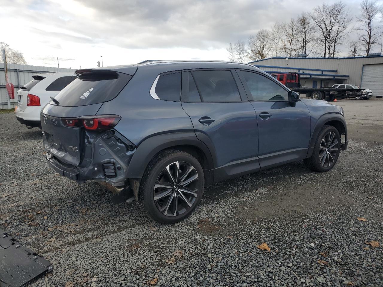 2024 Mazda CX-50, Base