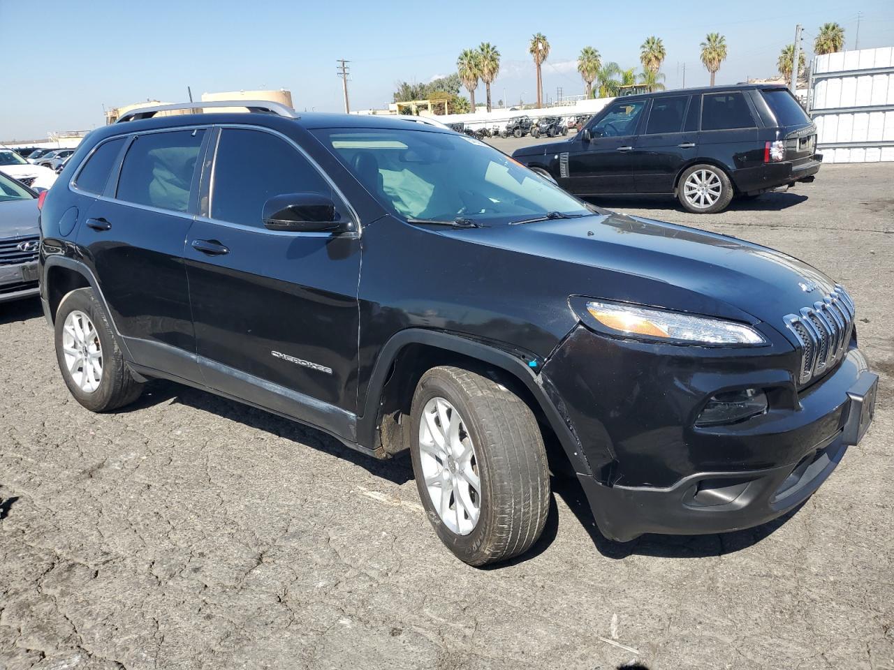 2018 Jeep Cherokee, Latitude...