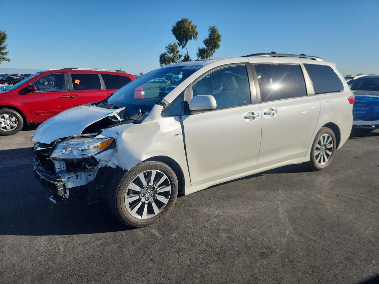 2019 Toyota Sienna, Xle