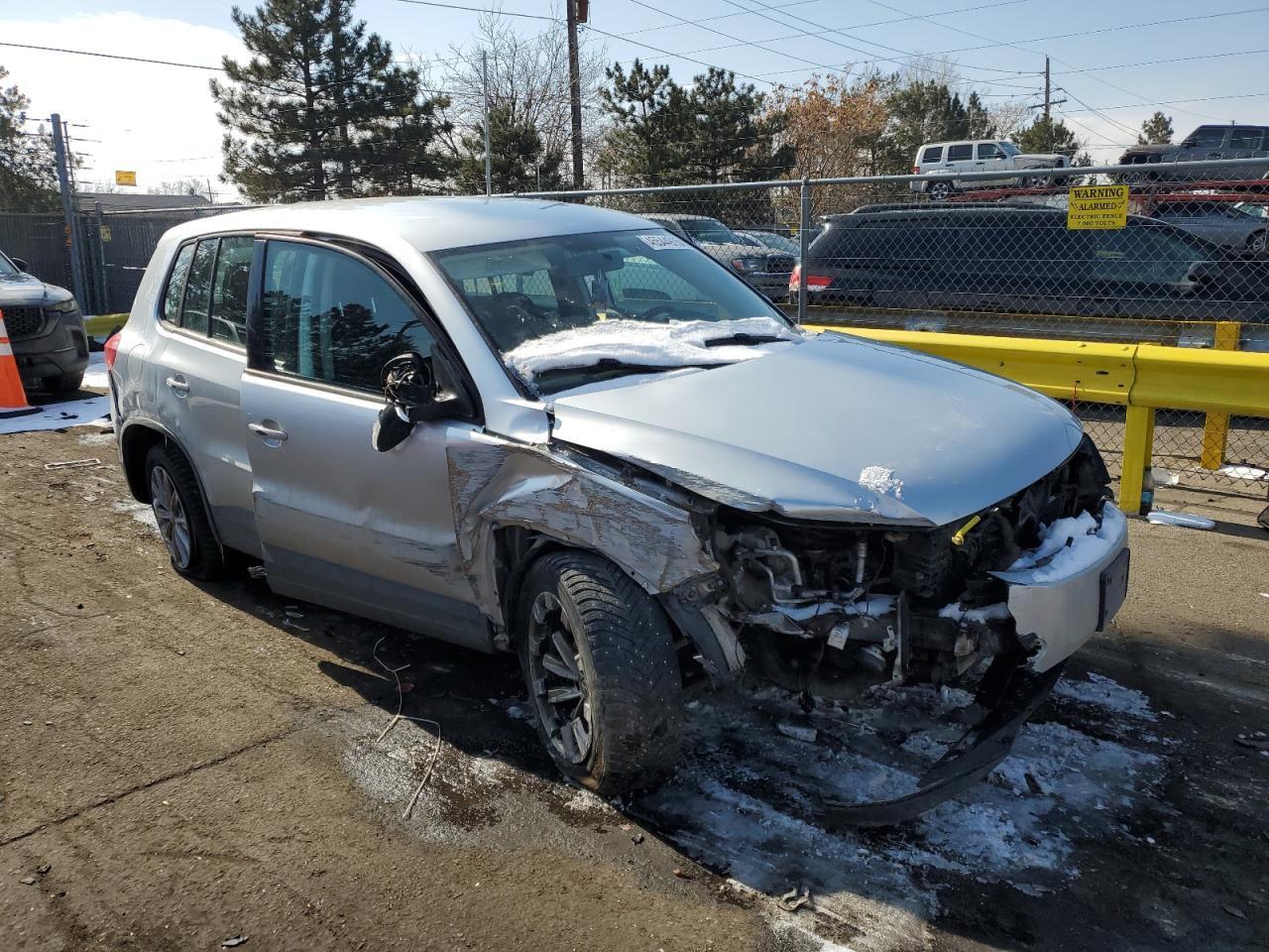 2017 Volkswagen Tiguan, S