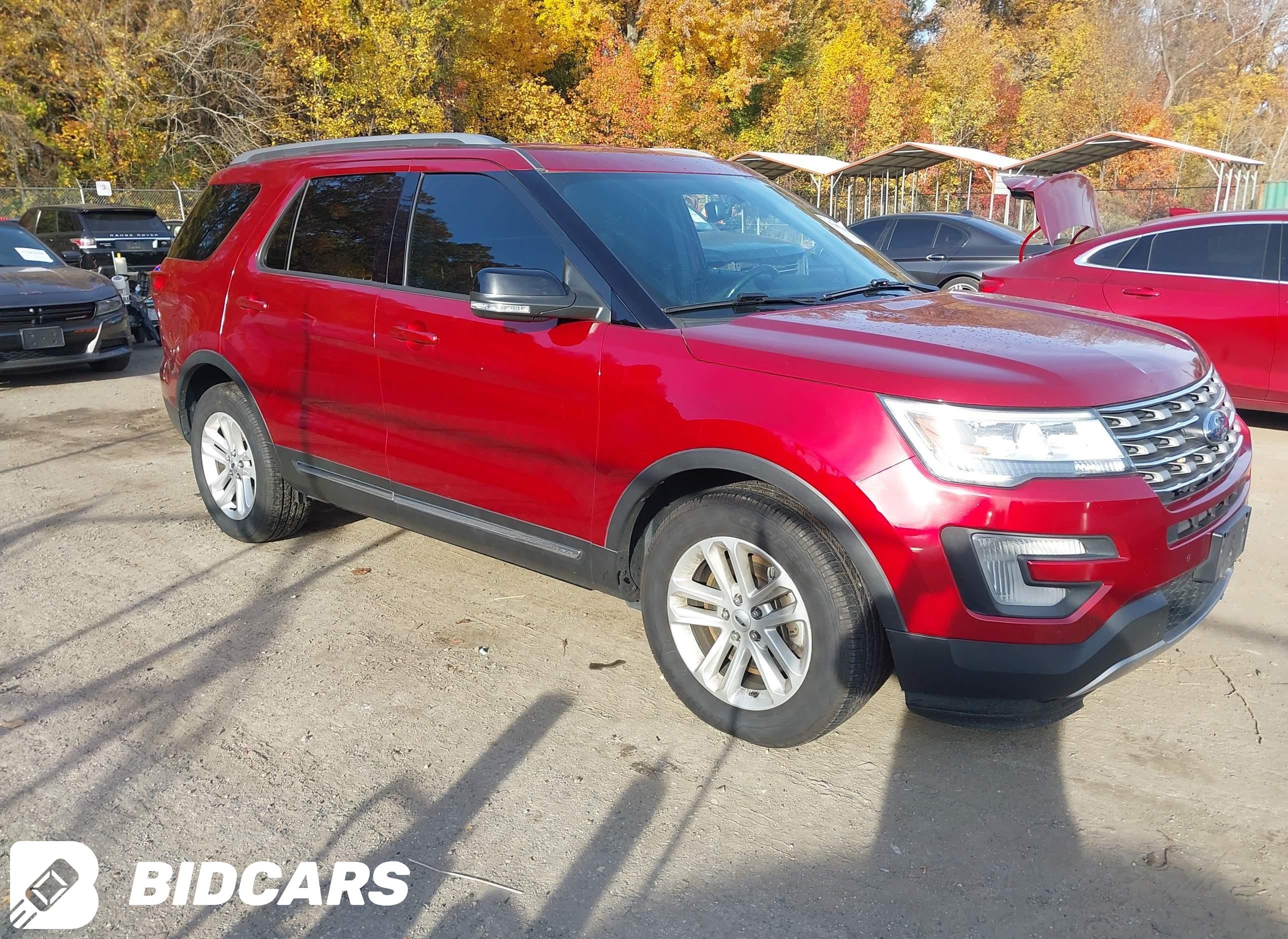 2017 Ford Explorer, Xlt