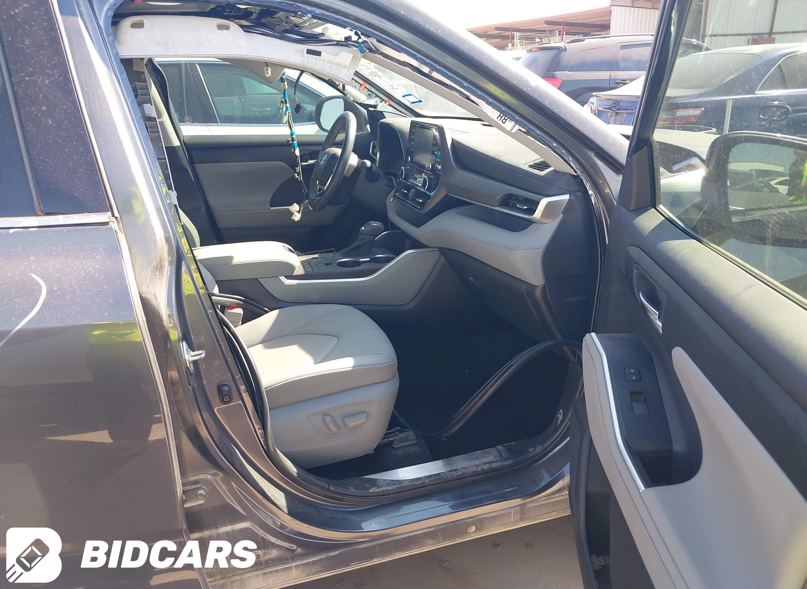 2020 Toyota Highlander, Xle