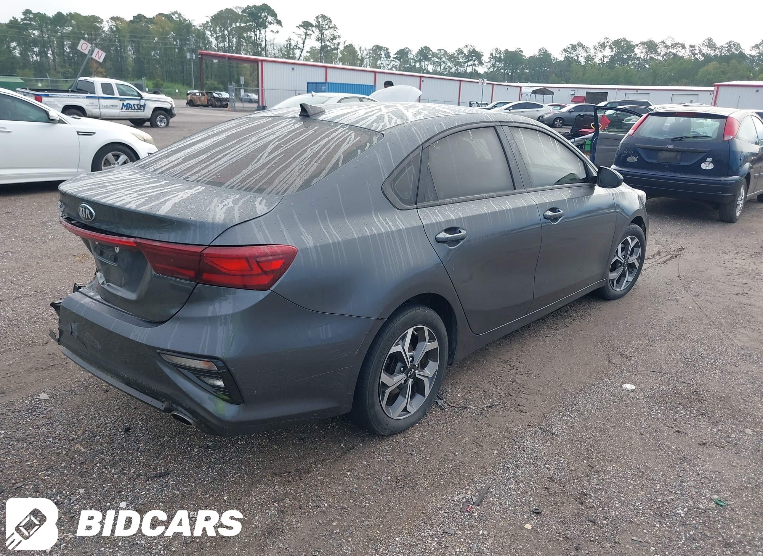 2019 KIA Forte, Lxs