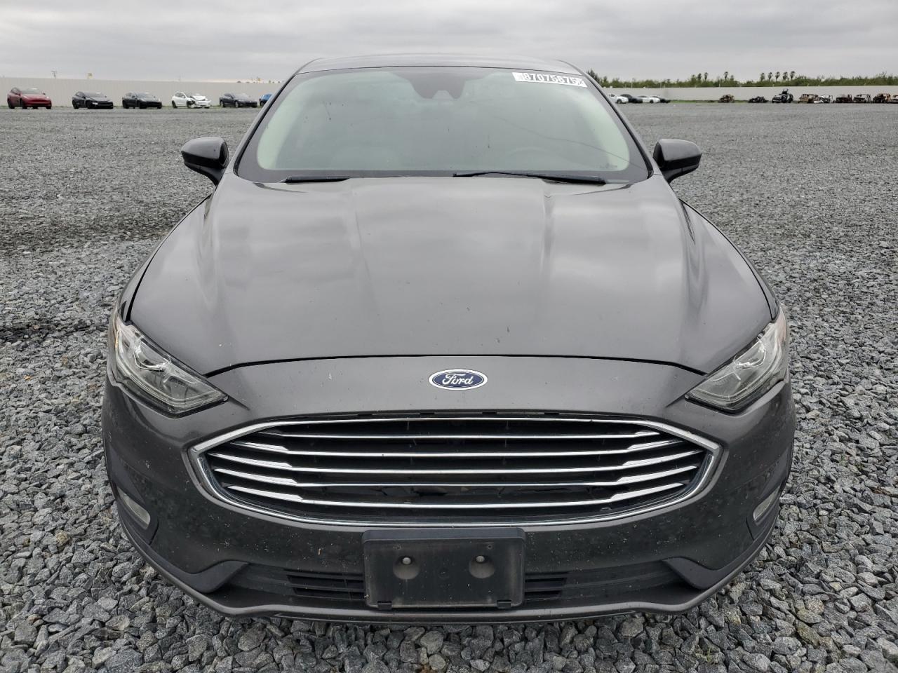 2020 Ford Fusion, SE
