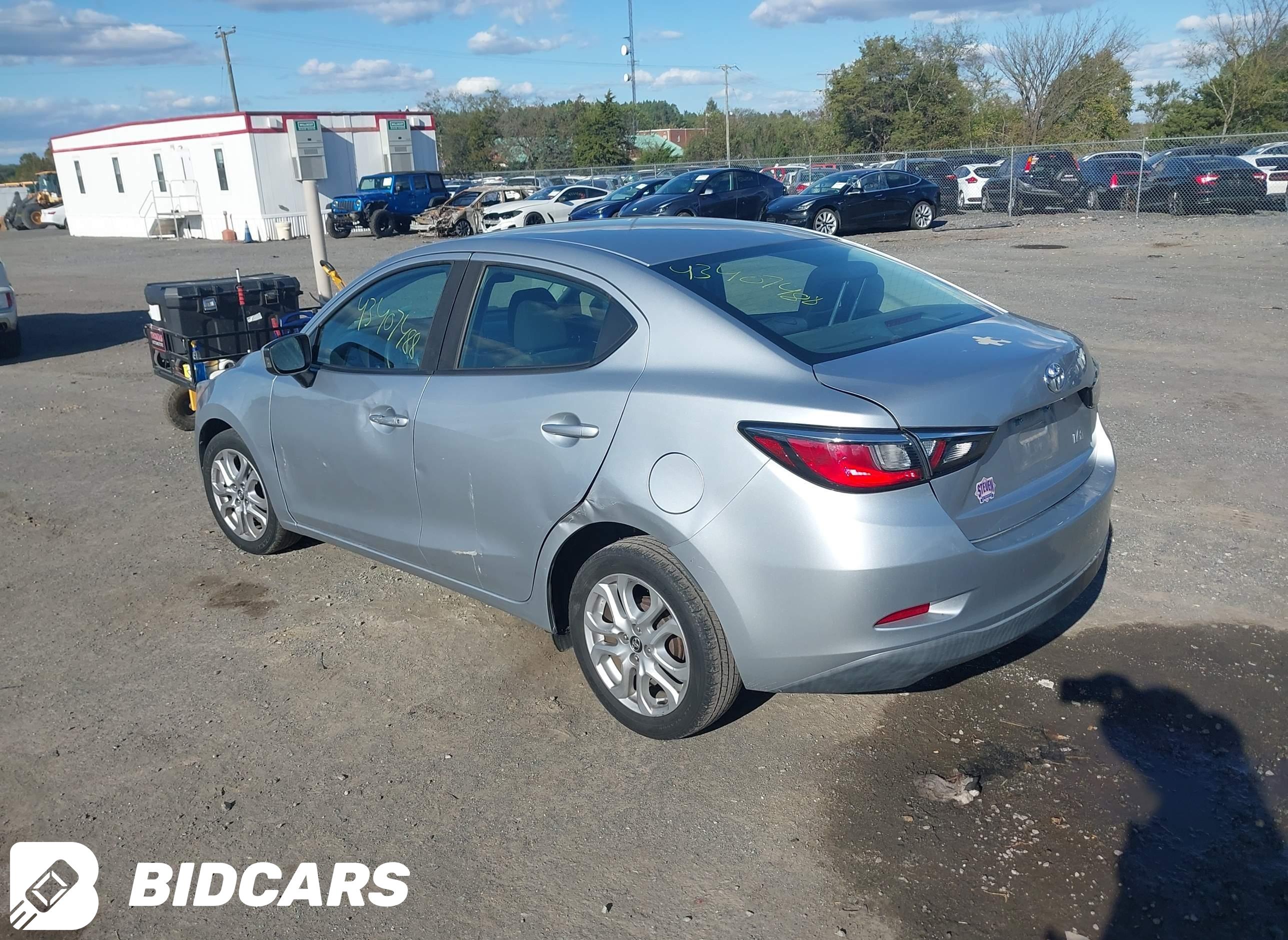 2017 Toyota Yaris, Ia