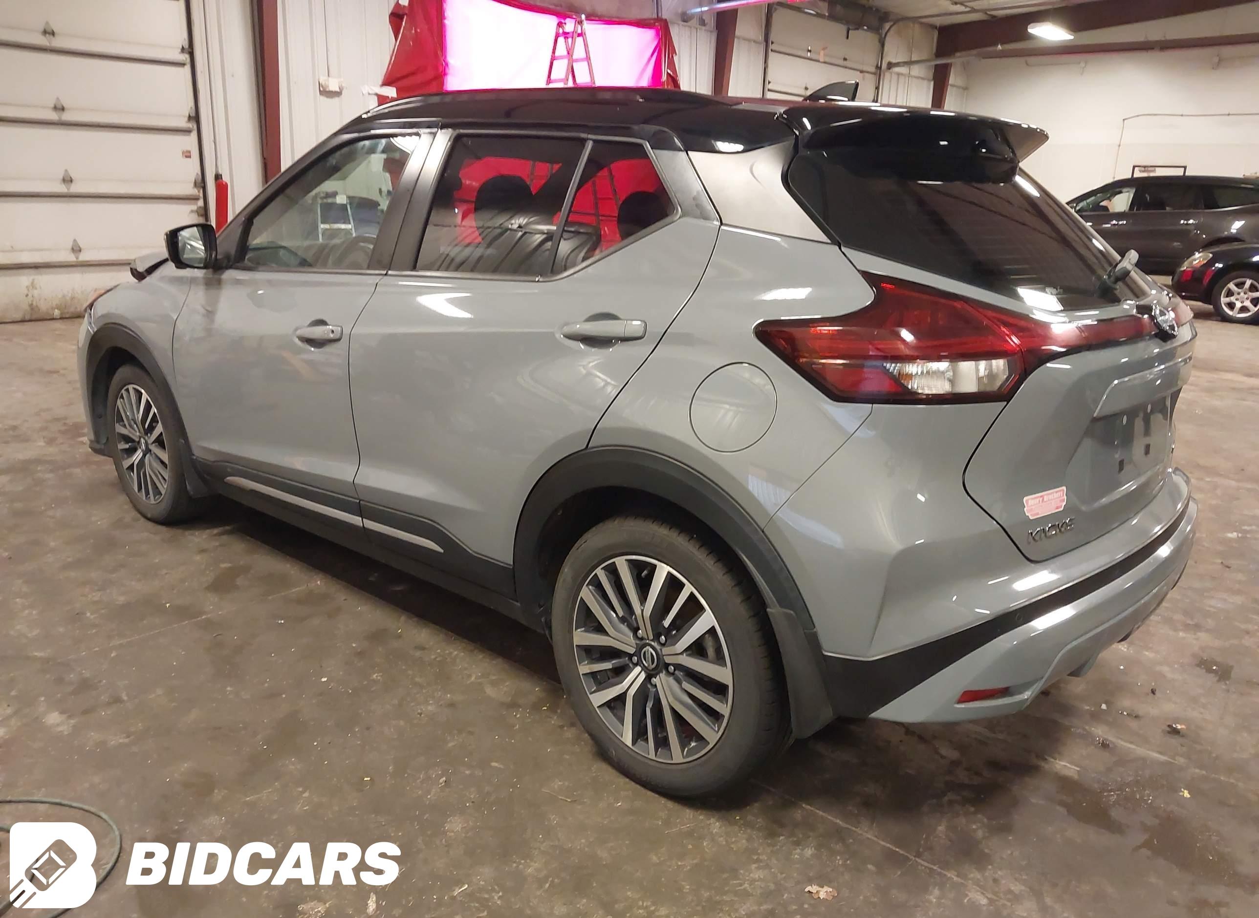 2021 Nissan Kicks, Sr Xtronic...